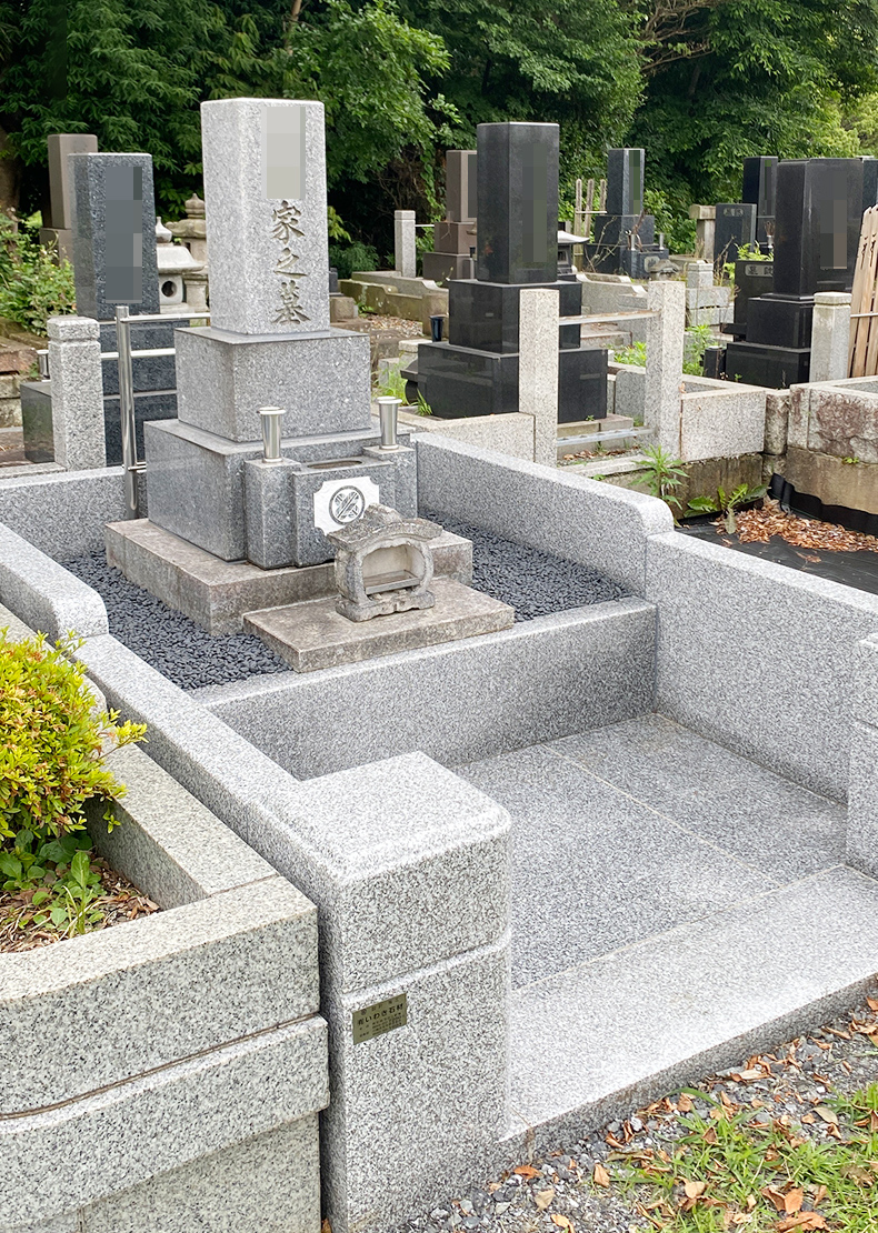 T21-020-03_一般普通型墓地（インド産山崎石　洋型3段型）