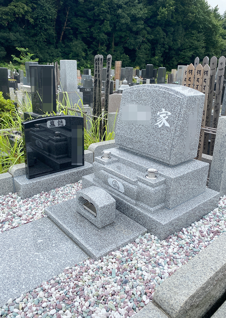 T22-004-04_一般普通型墓地（中国産宝永石　洋型３段高級型）