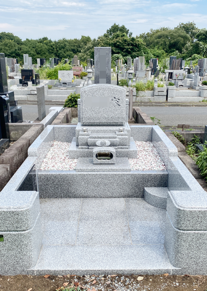 T22-002-01_一般普通型墓地（中国産　宝永石　洋型３段高級型）