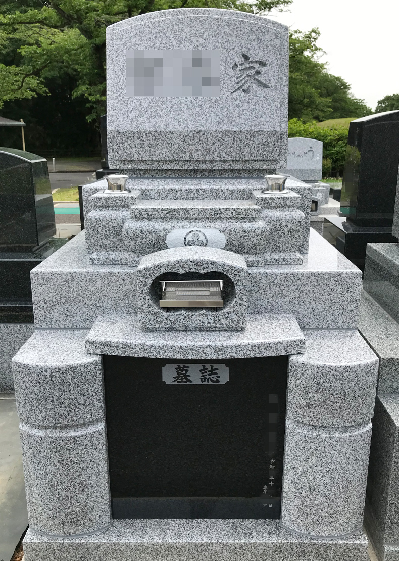 T23-011-01_1㎡墓地（中国産 宝永石 洋型3段型）