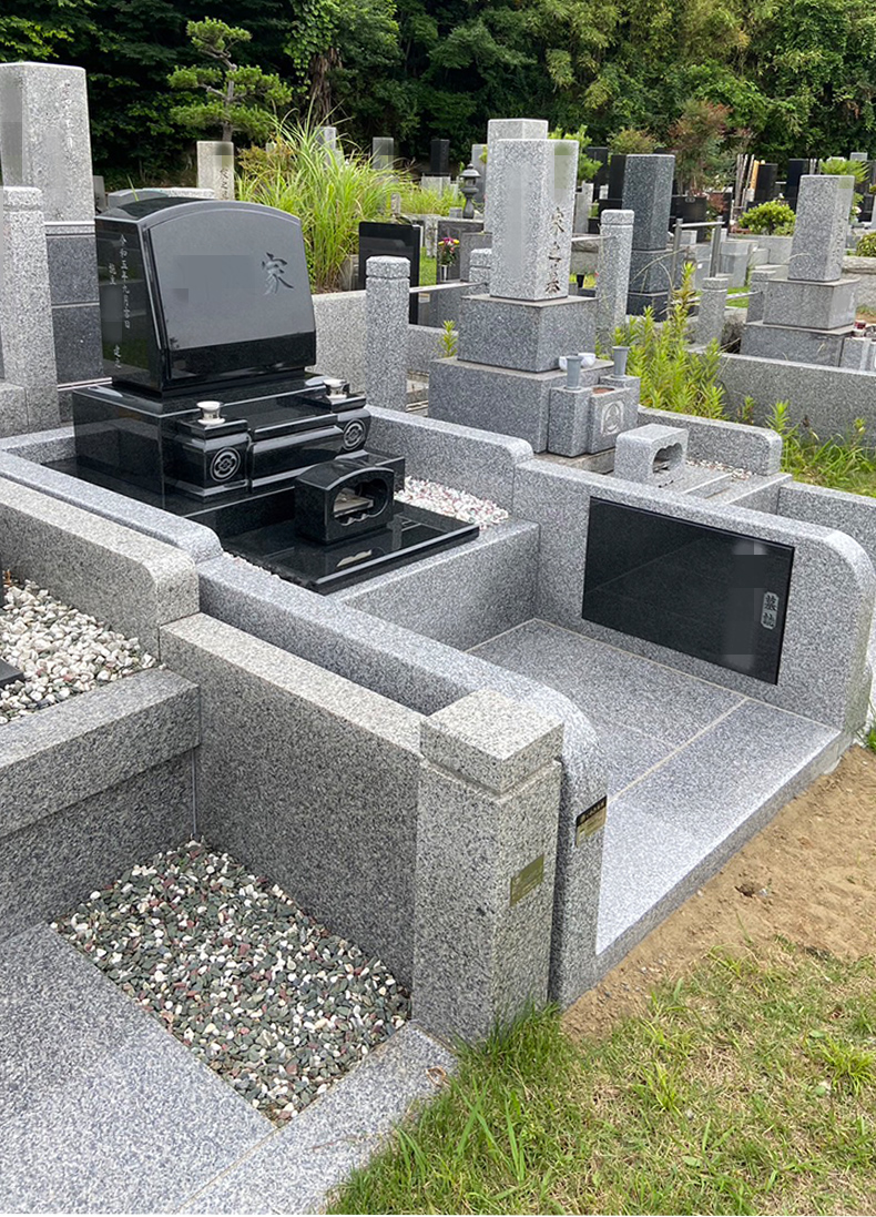 T23-016-03_4㎡墓地（インド産 山崎石 洋型3段型）