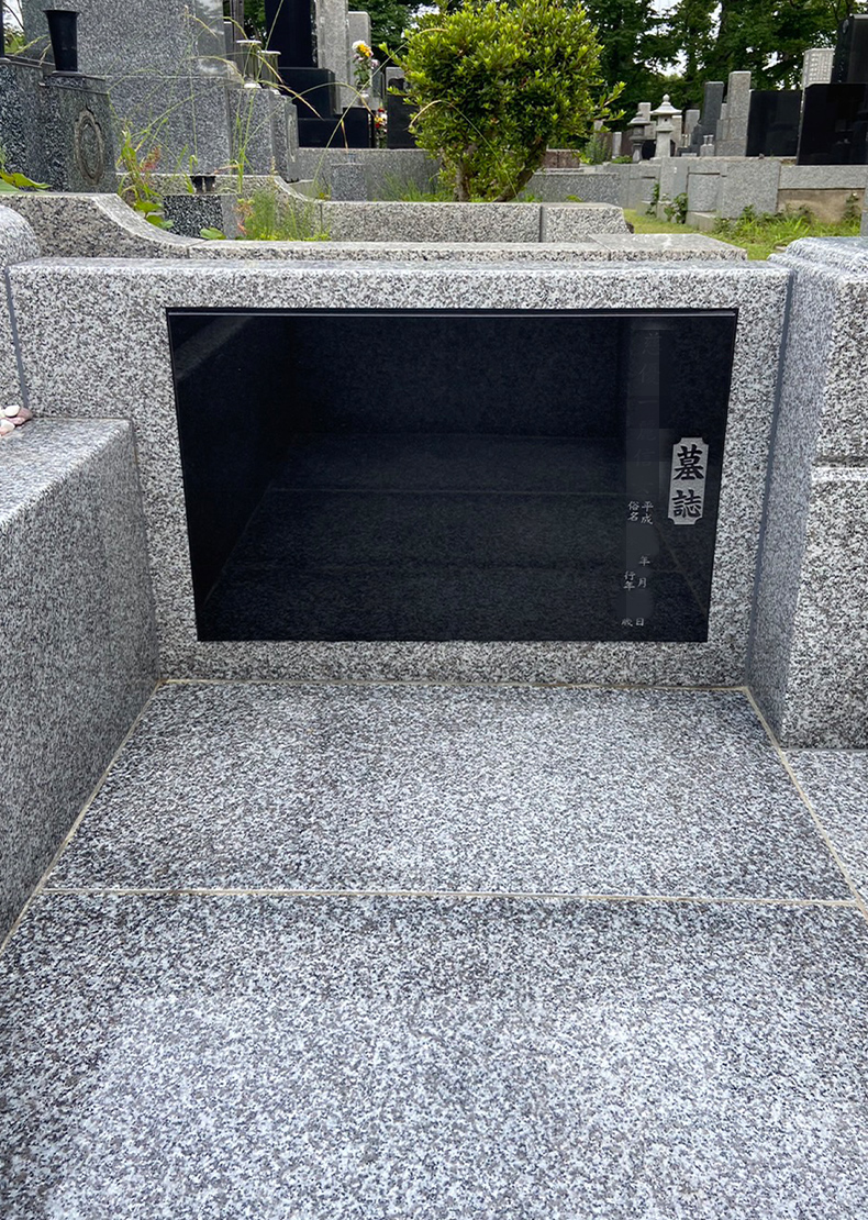 T23-018-05_4㎡墓地（中国産 飛鳥石 洋型3段型）