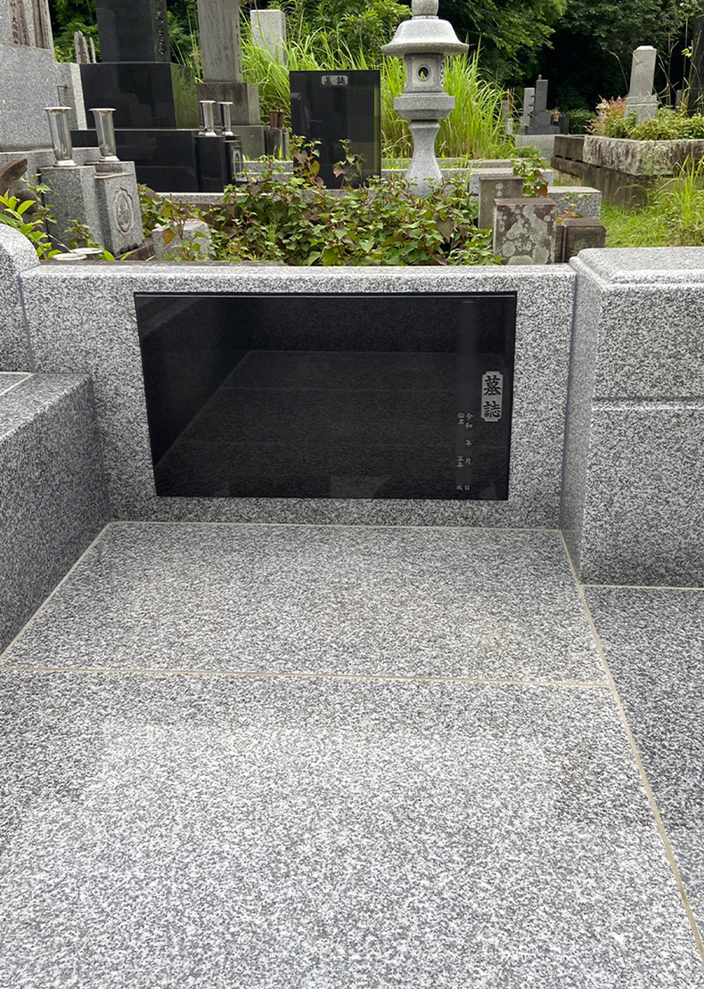 T23-048-05_6㎡墓地（中国産 宝永石 洋型2段型）