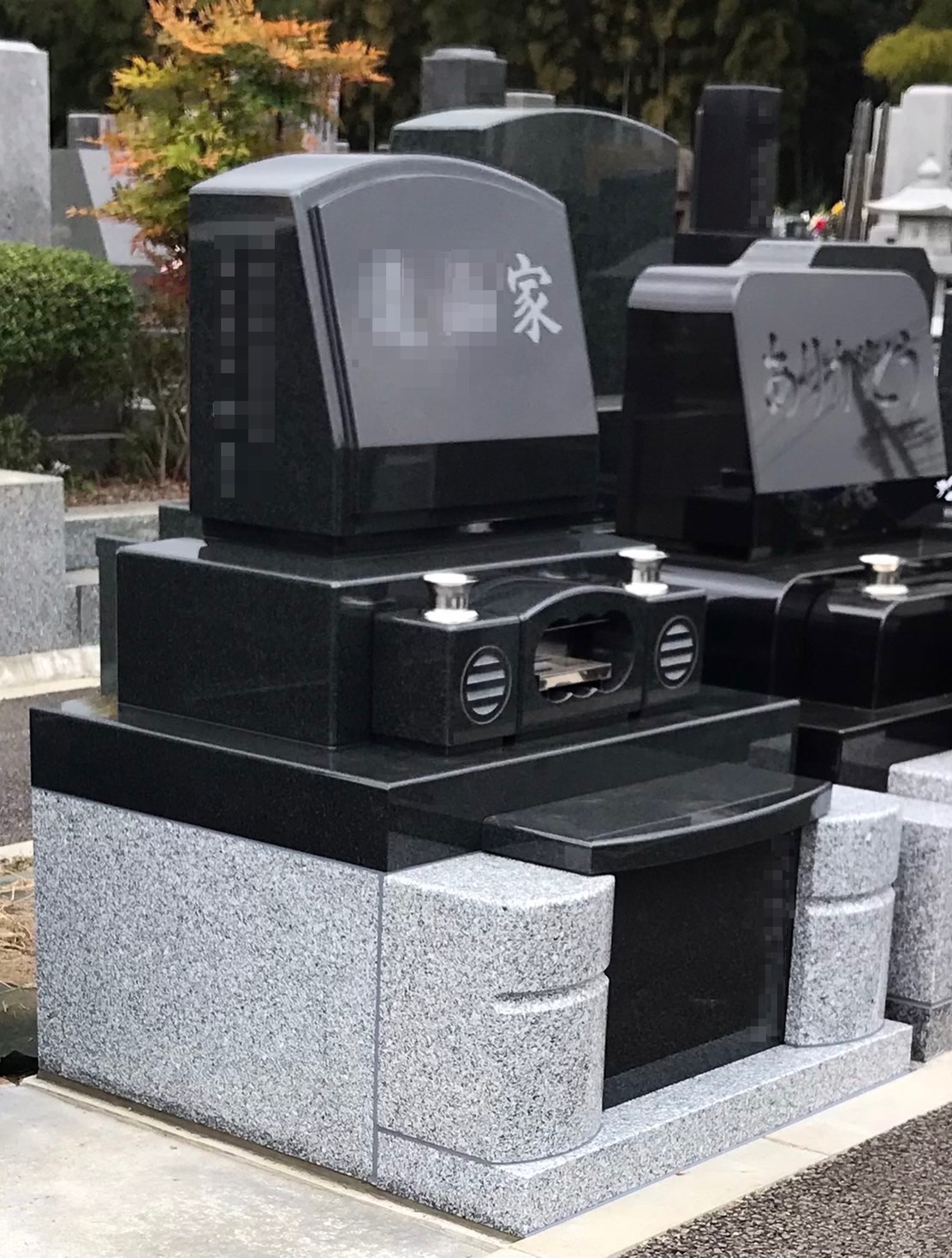 緑ヶ丘霊園に1㎡の洋型墓所を建之いたしました。